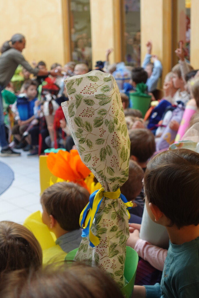Erstklässler*innen mit Schultüt